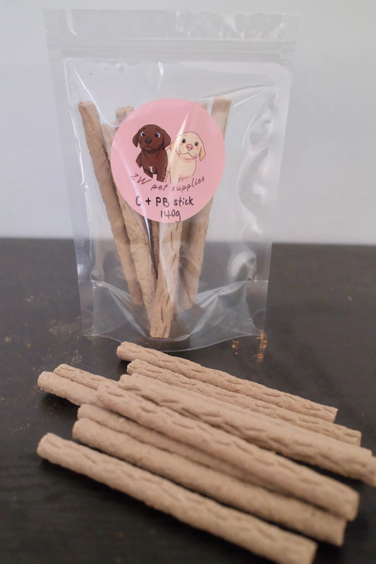 Chicken + Peanut Butter Sticks 140g